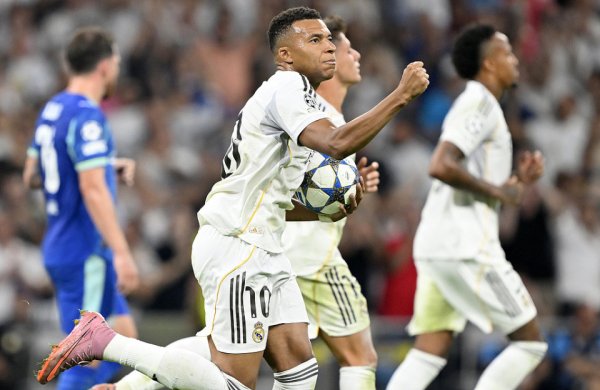 涨上策 皇马绝杀球陷争议? 对手反弹手球被判点! 巴萨喉舌晒截图公开质疑